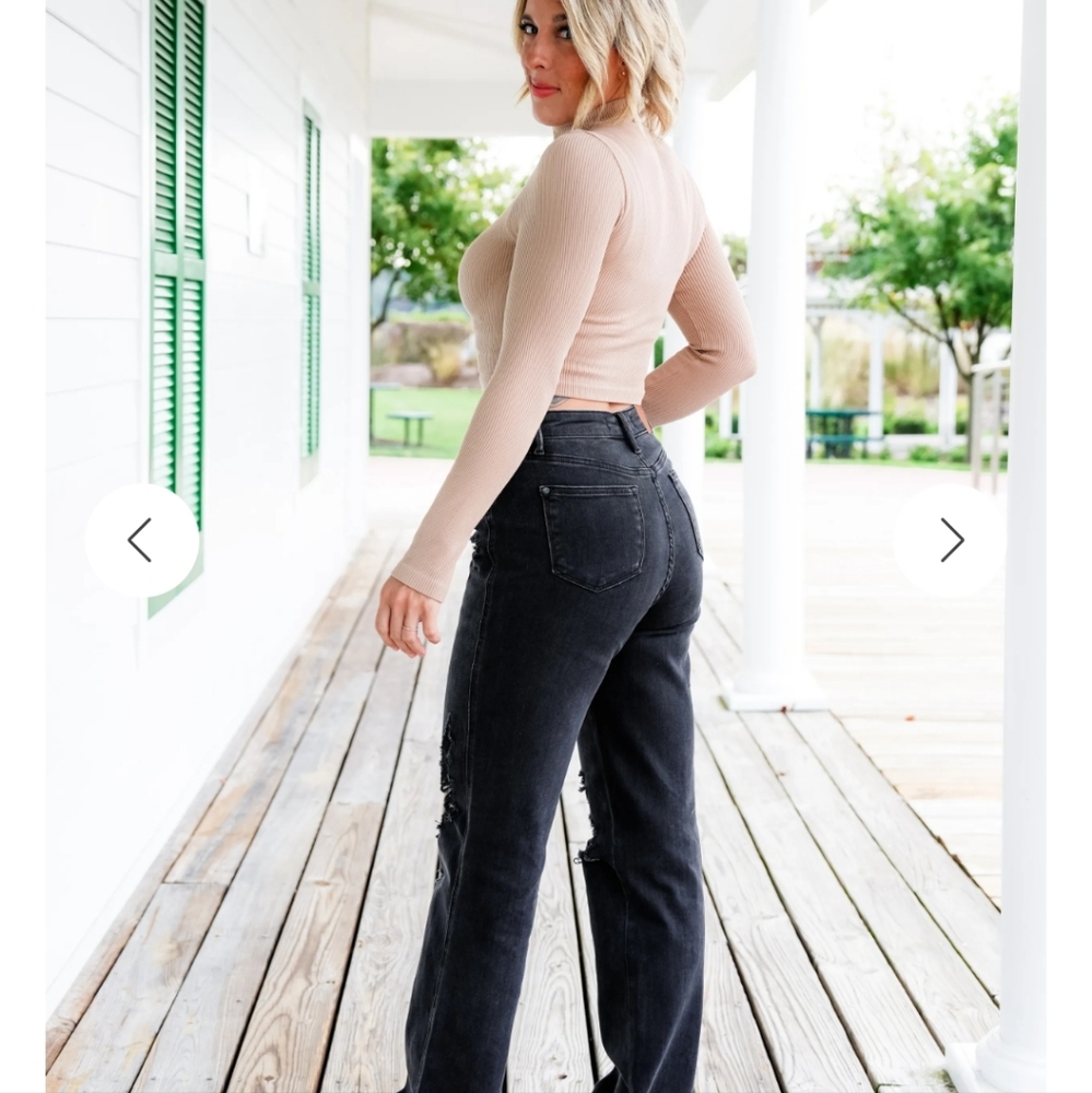 Judy Blue  High Rise 90s Straight jeans - Picture 4 of 12